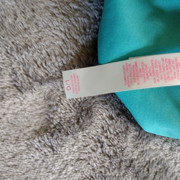 Victoria’s Secret Halter One Piece Tropical Multicolor Swim Bathing Suit Large - Picture 6 of 7